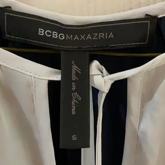 BCBG MAXAZRIA BLOUSE - Picture 3 of 7